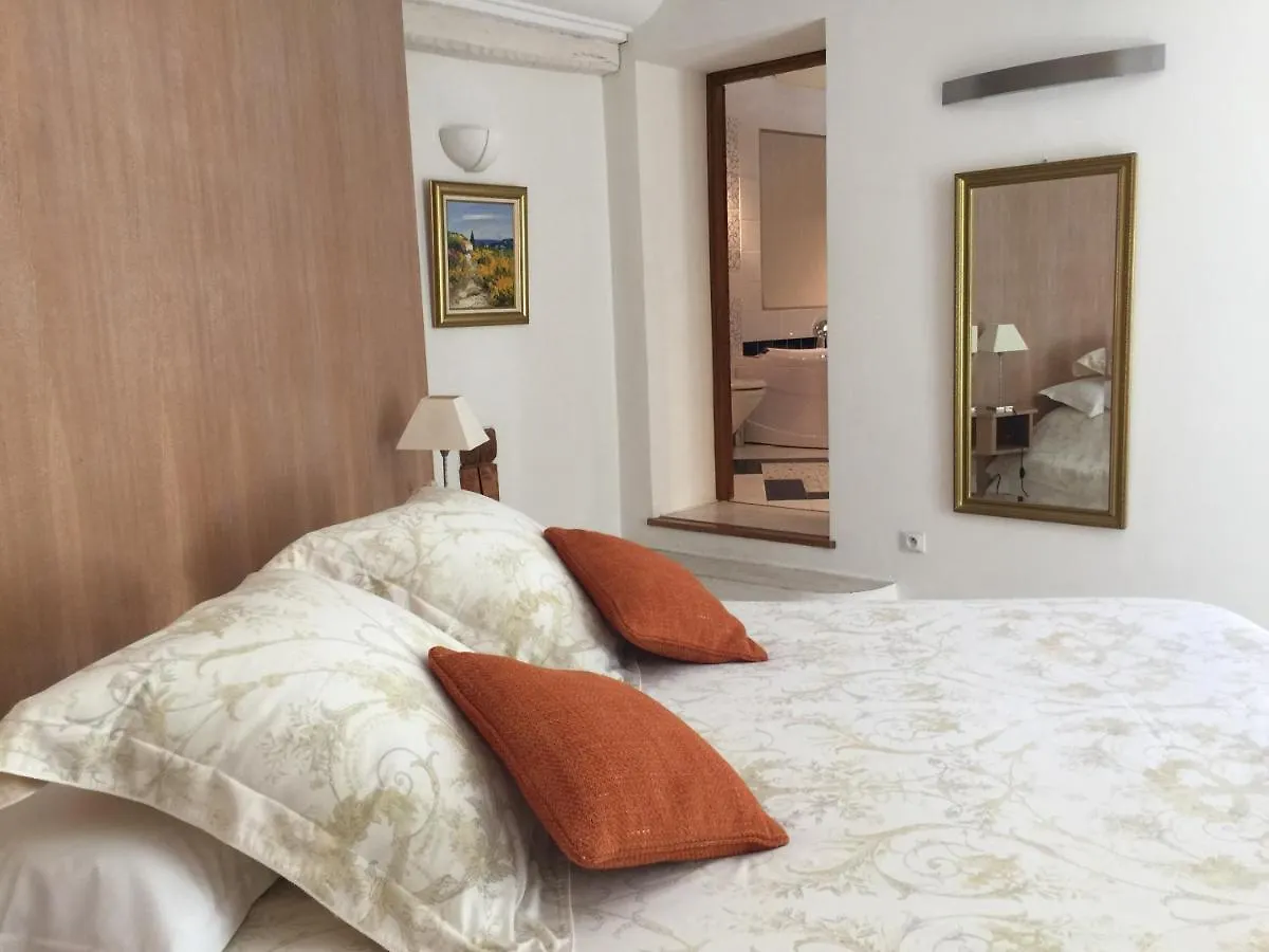 L'Elegante - Maison De Ville Avec Bains A Remous - Parking Inclus Saint-Paul-de-Vence Holiday home